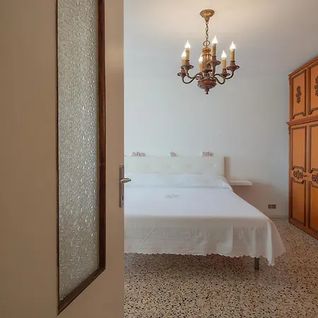 度假居 1 Bedroom Gorgeous In 巴韦诺