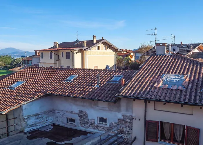Vakantiehuis 1 Bedroom Gorgeous In Baveno